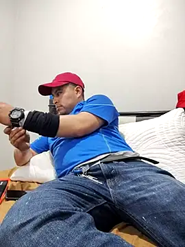 Snapshot of Potro23hotzen chatting on November 2025 08:31:01 PM Potro23hotzen online show from November 2025 08:31:01 PM