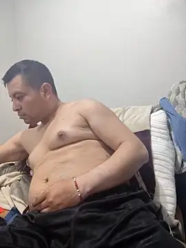 Potro23hotzen online show from April 2026 07:19:01 PM