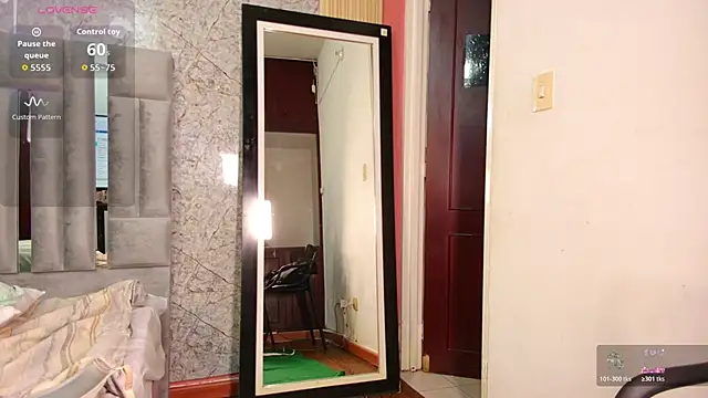 MiissBNasty online show from October 2025 12:17:01 PM