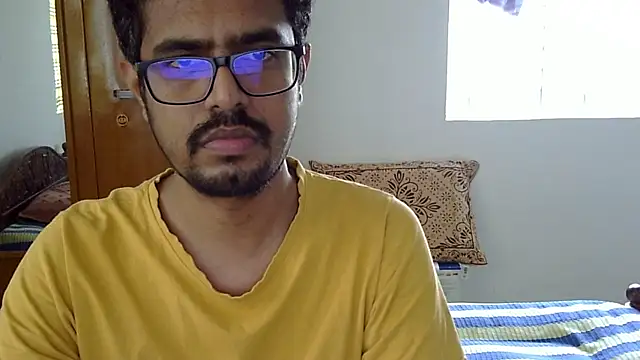 The SHY uncut online show from October 2025 05:25:01 AM