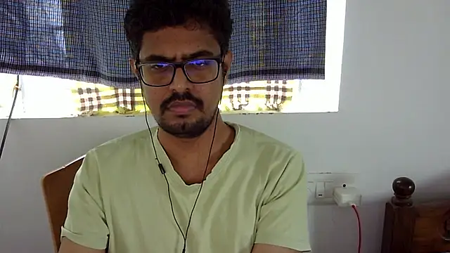 The SHY uncut online show from November 2025 04:45:02 AM