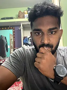 Snapshot of Handsomehunk_4U chatting on December 2024 01:32:01 PM Handsomehunk 4U online show from December 2024 01:32:01 PM