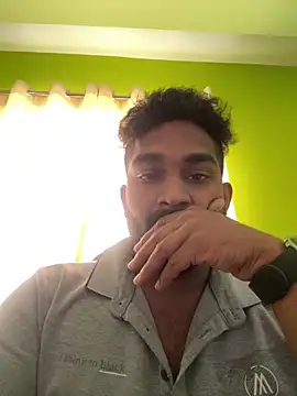 Snapshot of Handsomehunk_4U chatting on December 2024 06:43:02 AM Handsomehunk 4U online show from December 2024 06:43:02 AM