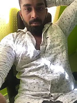 Snapshot of Handsomehunk_4U chatting on December 2024 05:39:02 AM Handsomehunk 4U online show from December 2024 05:39:02 AM