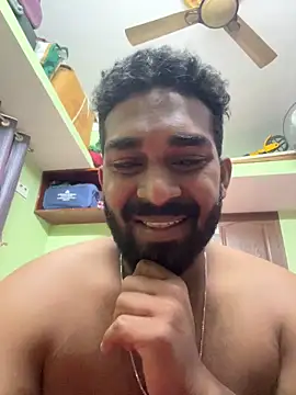 Snapshot of Handsomehunk_4U chatting on December 2024 04:17:02 AM Handsomehunk 4U online show from December 2024 04:17:02 AM