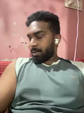 Snapshot of Handsomehunk_4U chatting on December 2024 09:09:02 PM Handsomehunk 4U online show from December 2024 09:09:02 PM