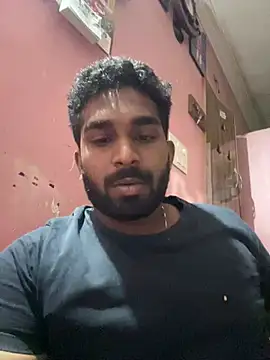 Snapshot of Handsomehunk_4U chatting on January 2025 05:30:02 PM Handsomehunk 4U online show from January 2025 05:30:02 PM