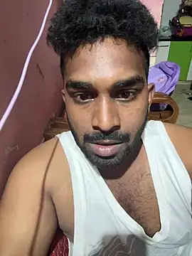 Snapshot of Handsomehunk_4U chatting on January 2025 04:48:01 PM Handsomehunk 4U online show from January 2025 04:48:01 PM