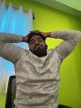 Snapshot of Handsomehunk_4U chatting on January 2025 08:14:02 AM Handsomehunk 4U online show from January 2025 08:14:02 AM