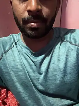 Snapshot of Handsomehunk_4U chatting on February 2025 05:28:01 PM Handsomehunk 4U online show from February 2025 05:28:01 PM