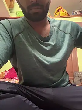 Snapshot of Handsomehunk_4U chatting on February 2025 03:04:02 AM Handsomehunk 4U online show from February 2025 03:04:02 AM