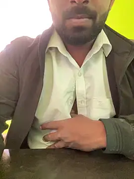 Snapshot of Handsomehunk_4U chatting on February 2025 06:47:02 AM Handsomehunk 4U online show from February 2025 06:47:02 AM