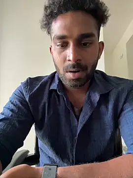 Snapshot of Handsomehunk_4U chatting on September 2025 06:17:01 AM Handsomehunk 4U online show from September 2025 06:17:01 AM