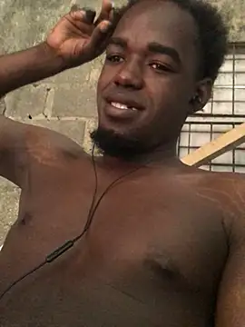 Snapshot of elnegro_12@xh chatting on March 2025 03:59:01 PM elnegro 12xh online show from March 2025 03:59:01 PM