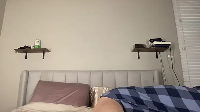 Snapshot of NatalieKneals chatting on December 2024 05:49:02 AM NatalieKneals online show from December 2024 05:49:02 AM