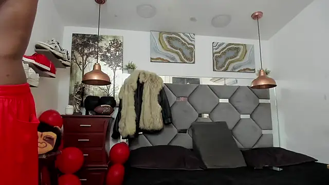 Snapshot of KING_FIT chatting on September 2025 12:32:02 AM KING FIT online show from September 2025 12:32:02 AM