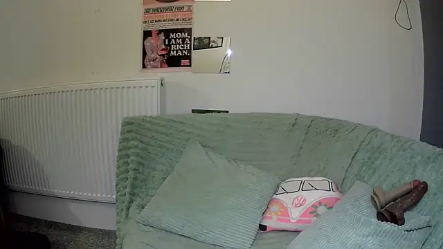 Snapshot of FckableAngel chatting on March 2026 04:07:01 AM FckableAngel online show from March 2026 04:07:01 AM