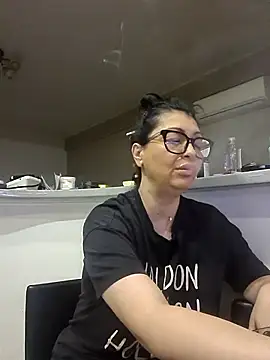 Milf Abigail online show from September 2025 03:29:01 AM