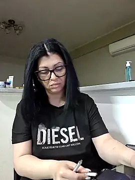 Milf Abigail online show from February 2026 12:34:02 AM