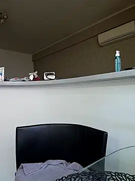 Milf Abigail online show from April 2026 04:46:01 AM