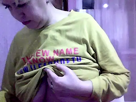 AnaXBerry online show from January 2025 06:18:01 PM