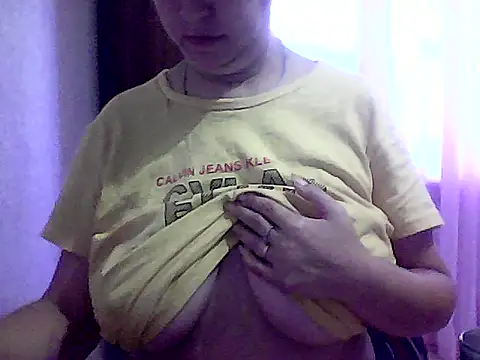 AnaXBerry online show from September 2025 07:02:02 AM