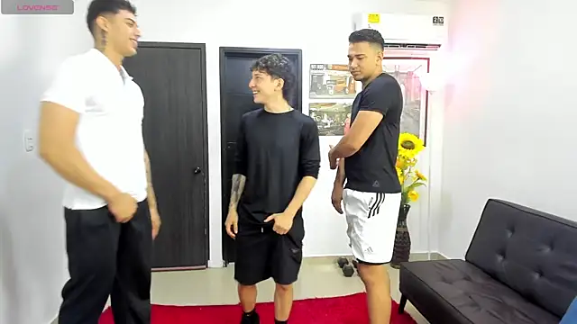 badguyss bisex online show from March 2026 11:35:01 AM