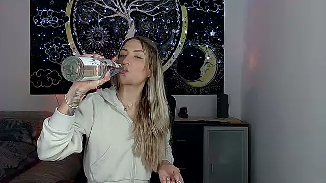 SexxyLiviaa online show from December 2025 11:44:02 PM