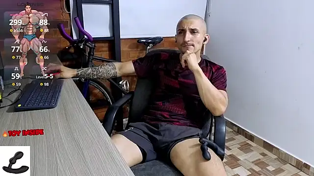 Marck Muscle online show from November 2025 11:21:02 PM