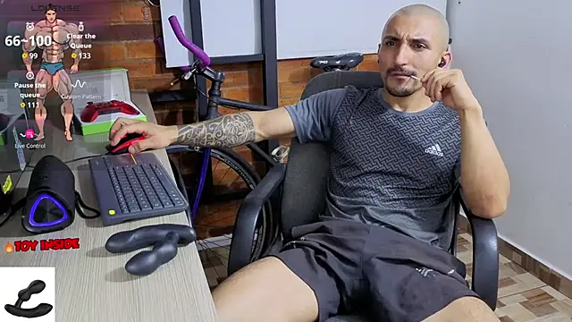 Snapshot of Marck_Muscle chatting on February 2026 12:50:01 AM Marck Muscle online show from February 2026 12:50:01 AM