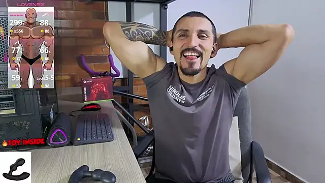 Snapshot of Marck_Muscle chatting on June 2026 02:06:01 AM Marck Muscle online show from June 2026 02:06:01 AM