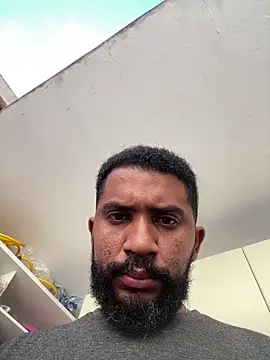 Snapshot of MiddlingAffluent chatting on March 2026 12:28:01 PM MiddlingAffluent online show from March 2026 12:28:01 PM