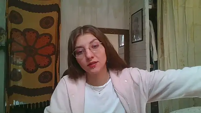 Snapshot of SweetyBabyDemon chatting on May 2026 01:39:01 PM SweetyBabyDemon online show from May 2026 01:39:01 PM