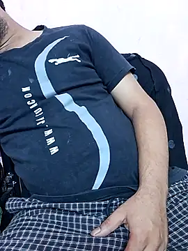 Snapshot of GlassBarge9 chatting on November 2025 02:06:01 PM GlassBarge9 online show from November 2025 02:06:01 PM