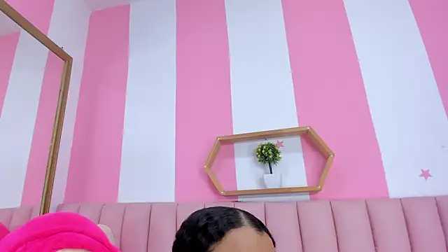 ISABELLA 020 online show from March 2026 12:10:01 PM