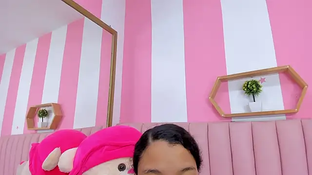 ISABELLA 020 online show from March 2026 12:38:01 PM