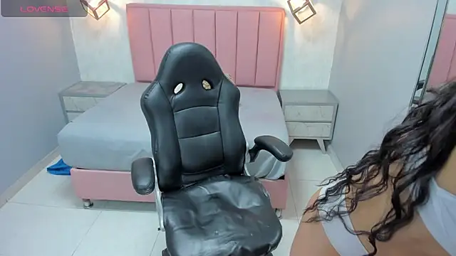 chelsyquinn online show from February 2026 04:08:01 AM