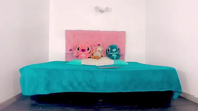  Riannagarcia  online show from March 2026 07:08:01 PM