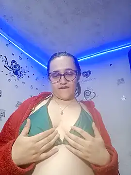 anndreapds online show from November 2025 08:19:01 PM