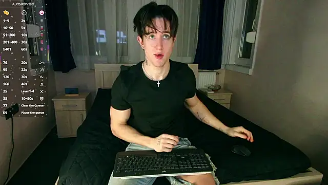 Snapshot of ChristianLevine_ chatting on January 2026 04:44:01 PM ChristianLevine online show from January 2026 04:44:01 PM