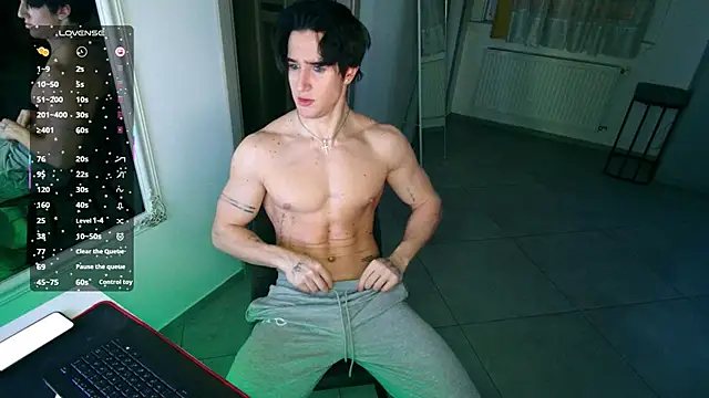 Snapshot of ChristianLevine_ chatting on February 2026 06:14:01 PM ChristianLevine online show from February 2026 06:14:01 PM