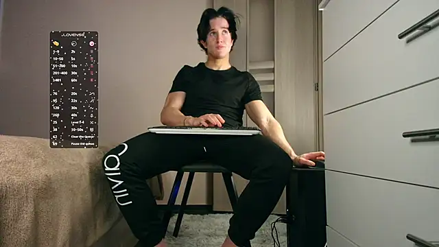 Snapshot of ChristianLevine_ chatting on March 2026 07:31:01 PM ChristianLevine online show from March 2026 07:31:01 PM