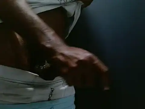 Snapshot of phbbcsham chatting on January 2025 11:06:01 PM phbbcsham online show from January 2025 11:06:01 PM