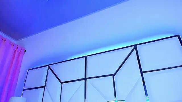 Snapshot of SarayRoyse chatting on January 2025 07:13:02 PM SarayRoyse online show from January 2025 07:13:02 PM