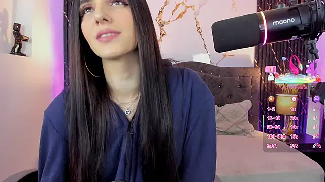 Snapshot of devlin_violett chatting on November 2025 03:42:02 AM devlin violett online show from November 2025 03:42:02 AM