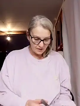 irinamaux online show from November 2025 11:04:02 PM