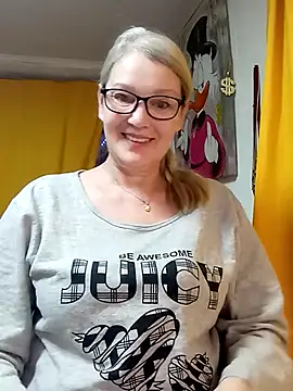 Snapshot of irinamaux chatting on March 2026 04:51:02 AM irinamaux online show from March 2026 04:51:02 AM