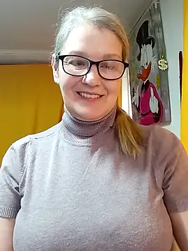 Snapshot of irinamaux chatting on March 2026 06:30:02 AM irinamaux online show from March 2026 06:30:02 AM