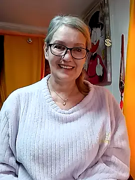 Snapshot of irinamaux chatting on March 2026 08:19:01 AM irinamaux online show from March 2026 08:19:01 AM