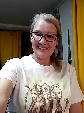 Snapshot of irinamaux chatting on March 2026 11:11:02 PM irinamaux online show from March 2026 11:11:02 PM